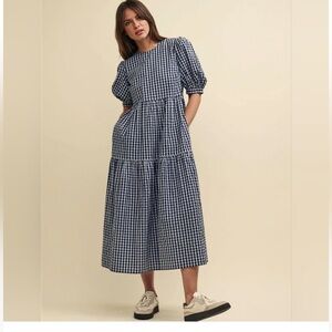 Gingham midi dress blue with puff sleeves